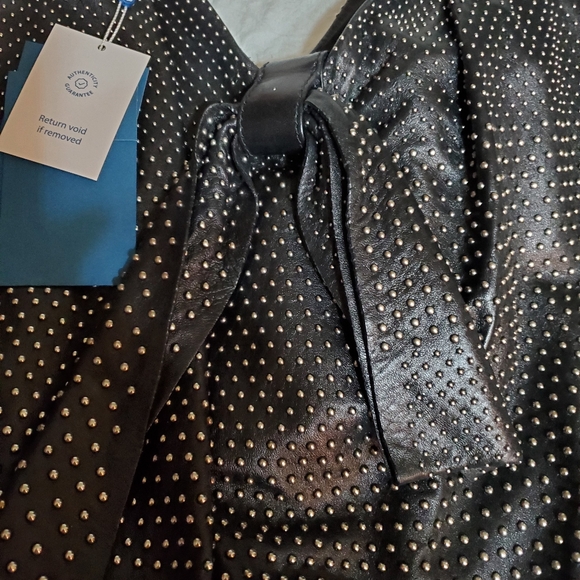 🌟Final🌟Valentino Garavani Black Hobo Shoulderbag w/Silver Studs. - Picture 2 of 11